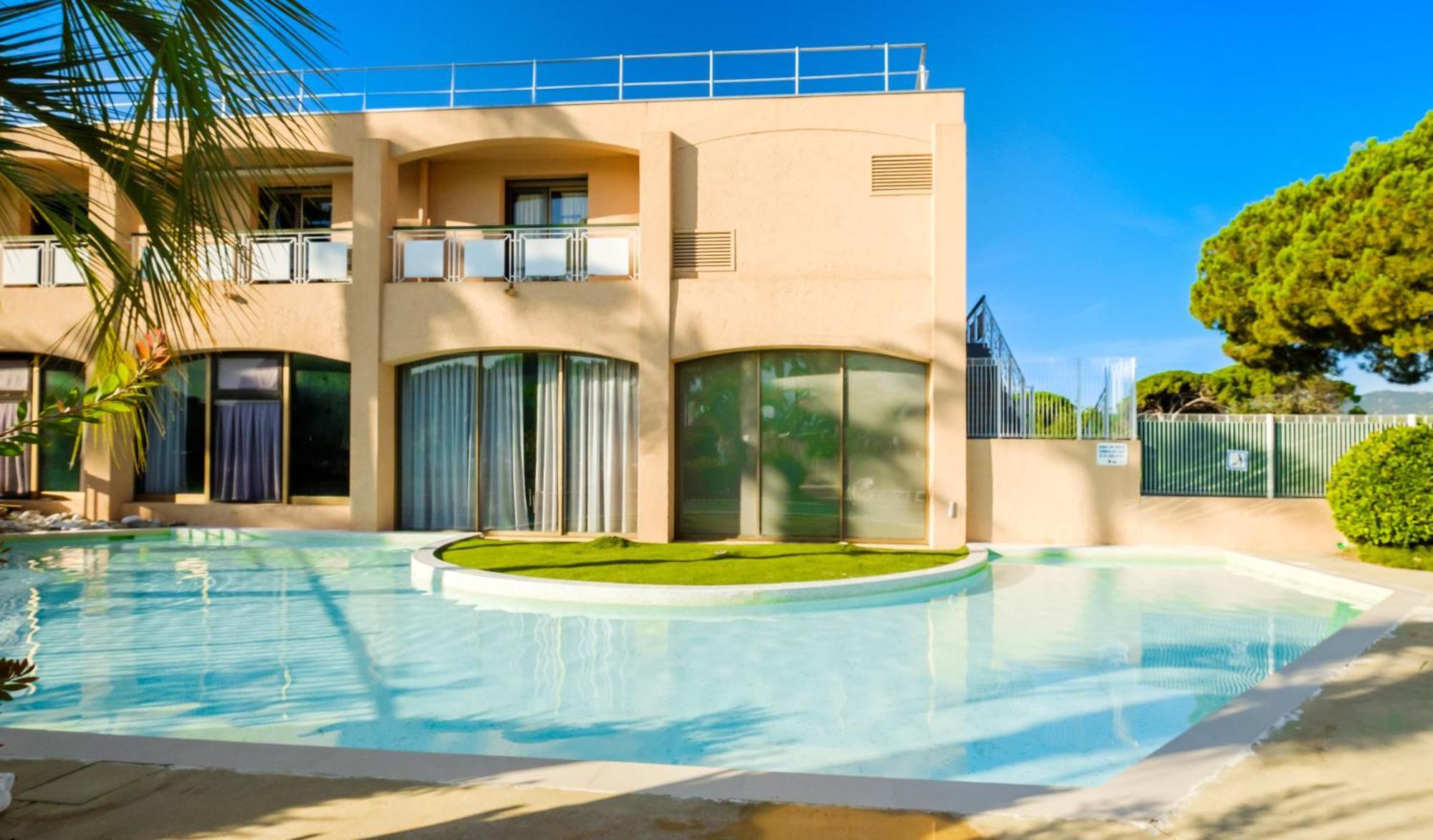 Residence Pierre & Vacances Les Rives De Cannes Mandelieu المظهر الخارجي الصورة